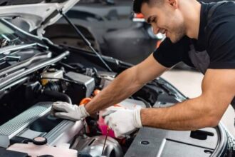 how to check transmission fluid​